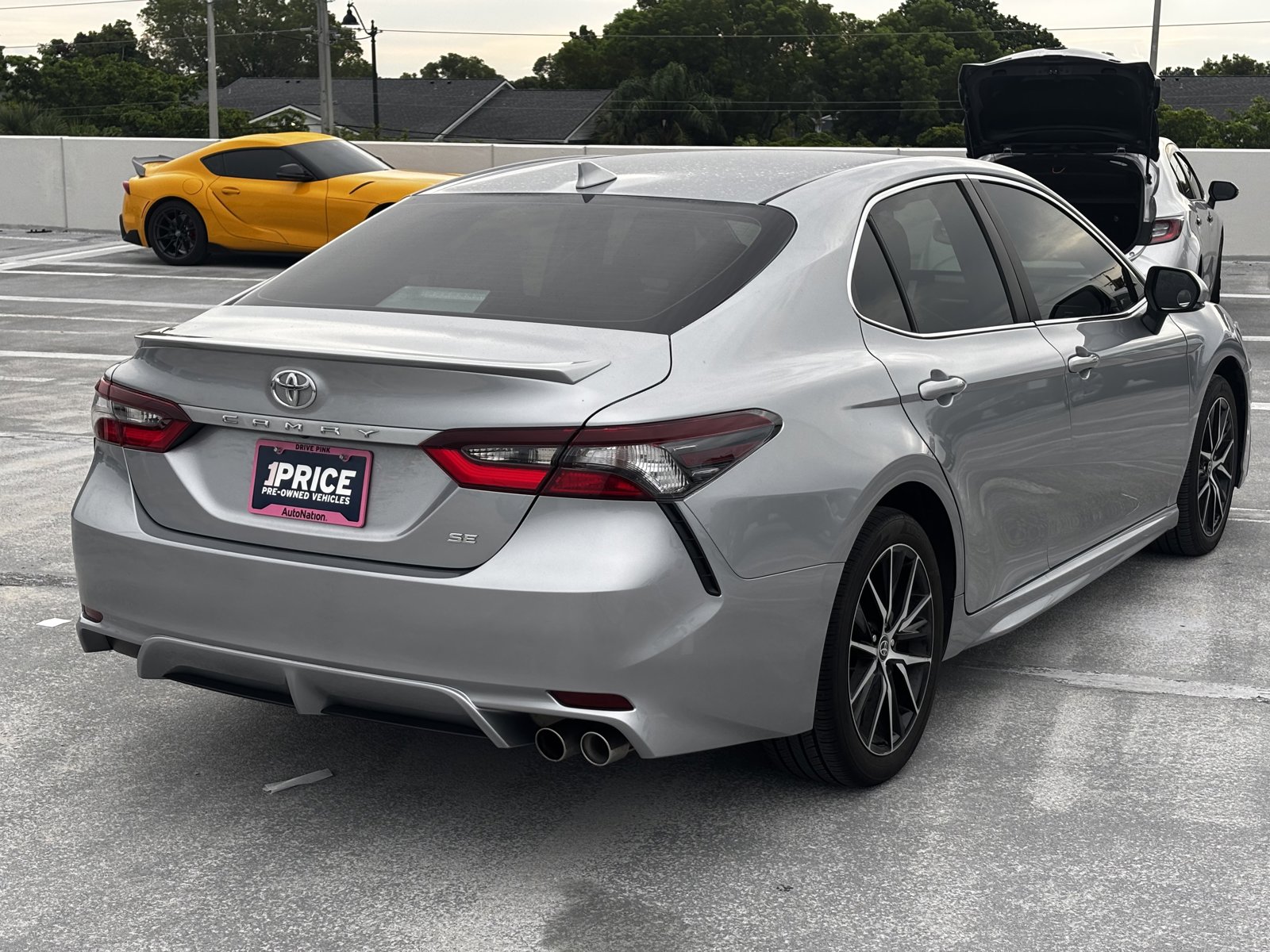 2024 Toyota Camry SE photo 4