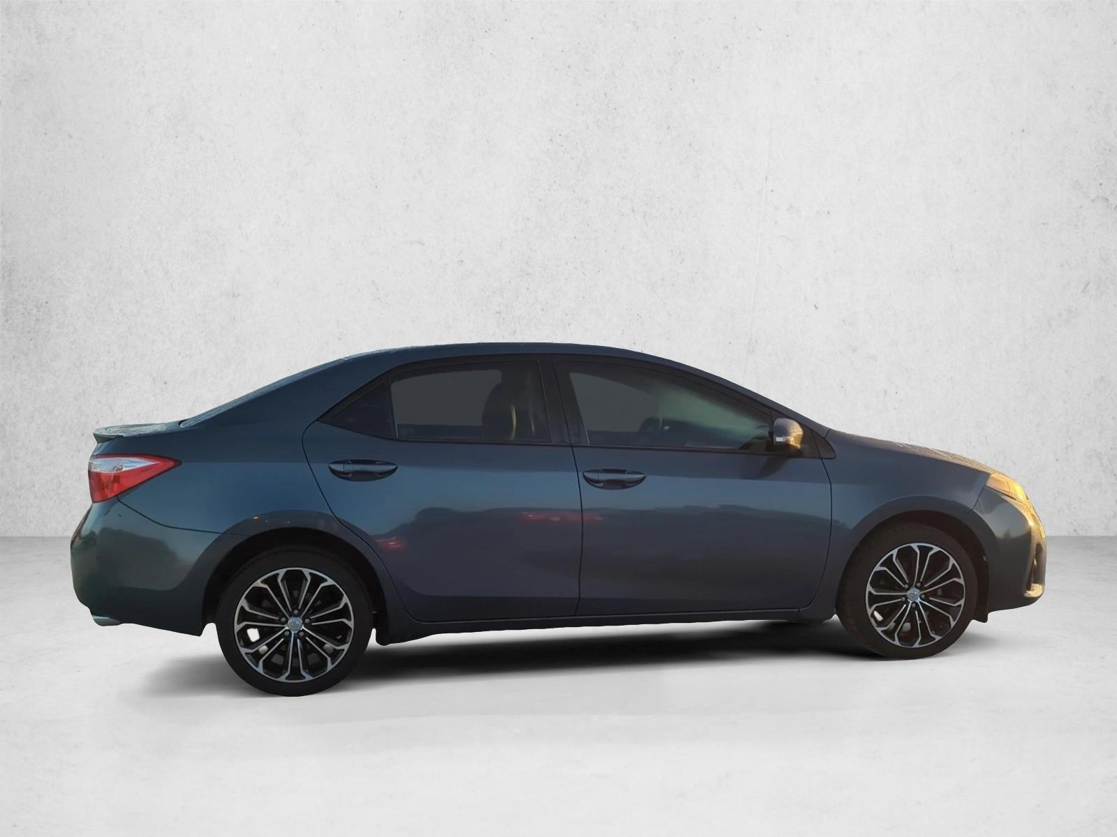 2014 Toyota Corolla Plus photo 4