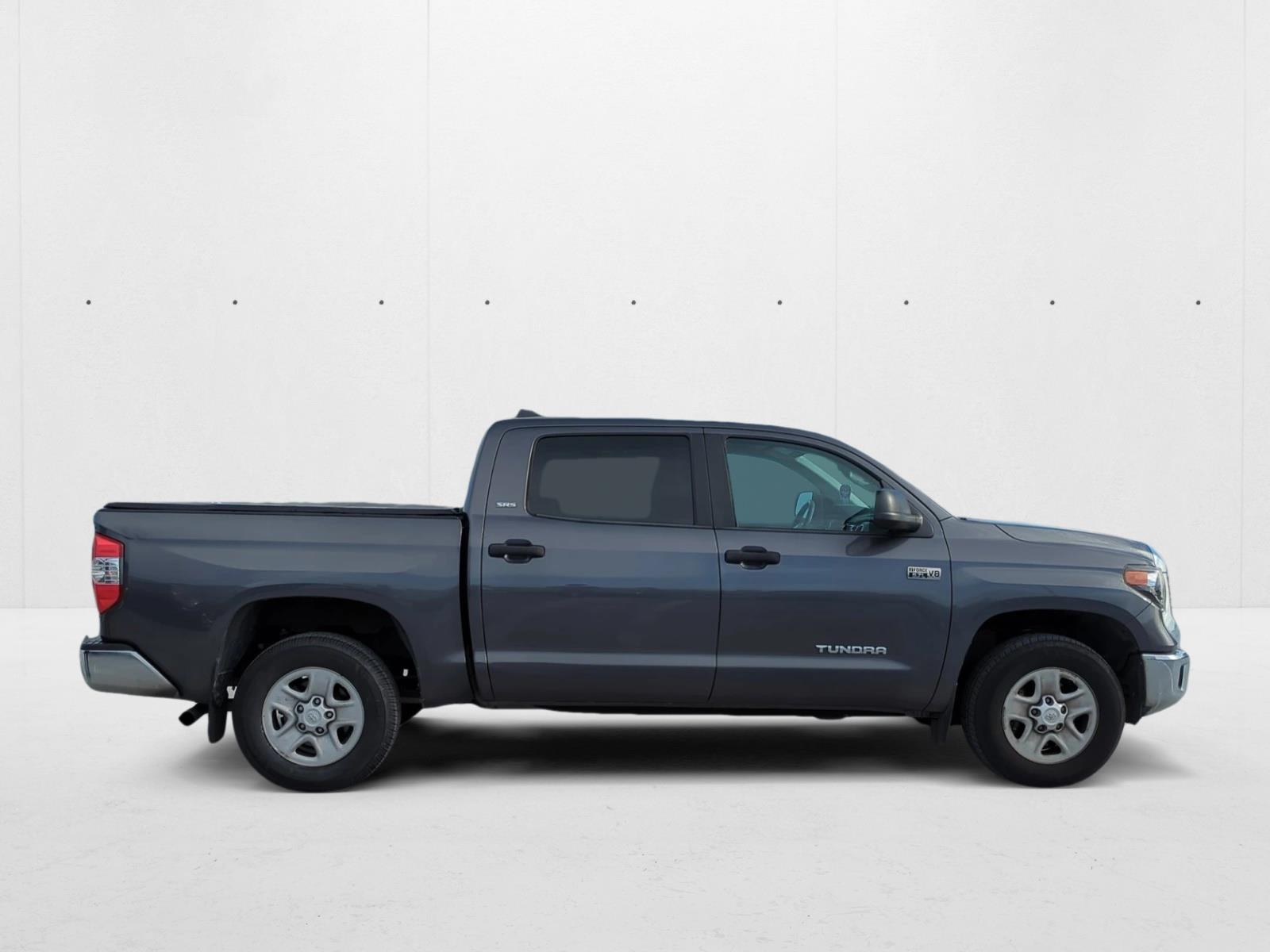 2021 Toyota Tundra SR5 CrewMax photo 3