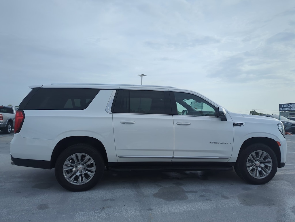 Used 2023 GMC Yukon XL Denali SUV