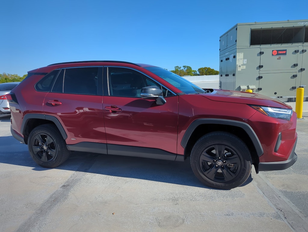 Used 2024 Toyota RAV4 Hybrid XLE SUV