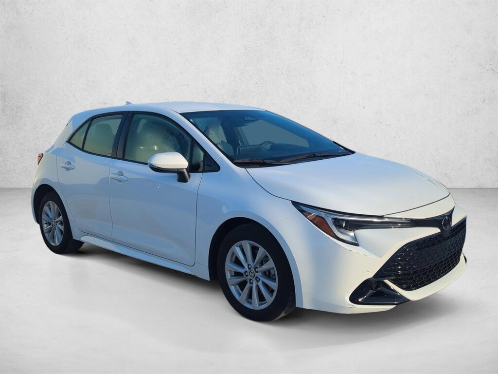 Used 2023 Toyota Corolla Hatchback SE Hatchback
