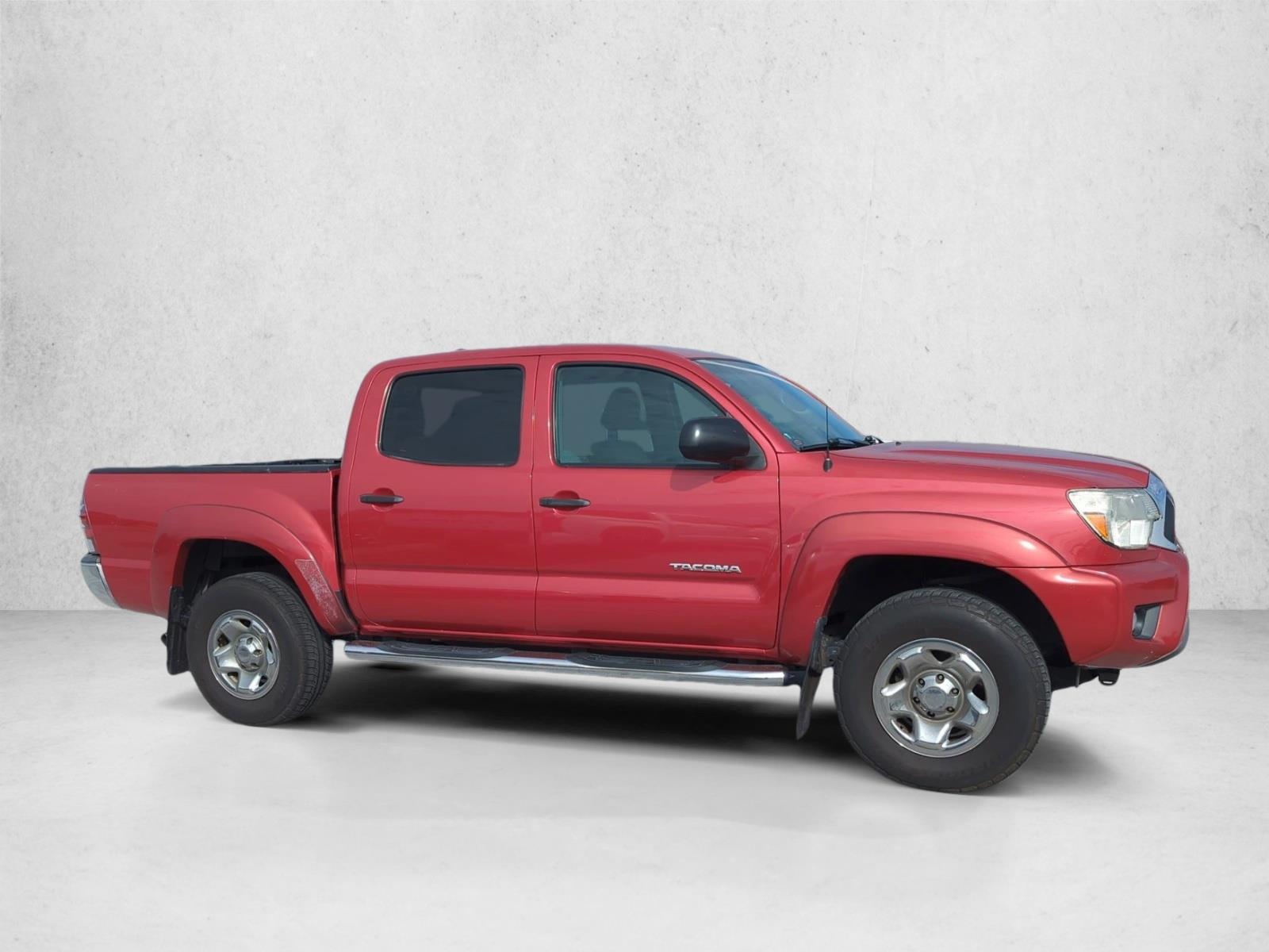 2014 Toyota Tacoma PreRunner V6 photo 4