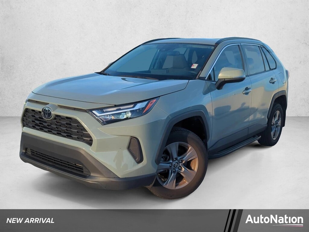 Used 2022 Toyota RAV4 XLE SUV