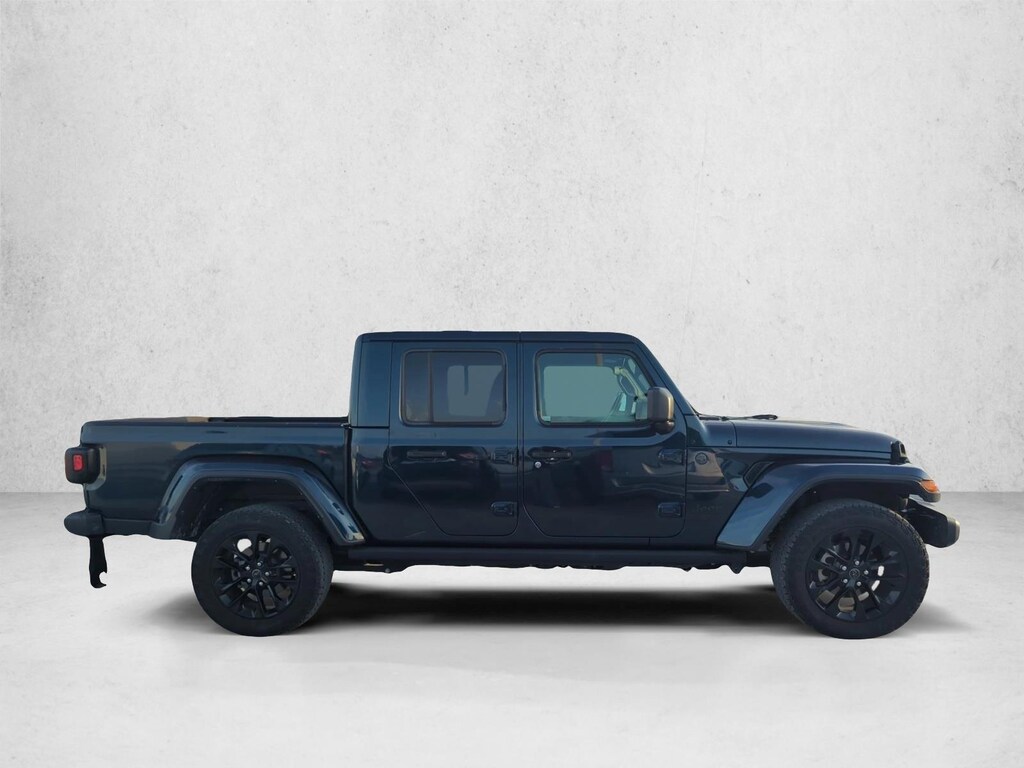 Used 2025 Jeep Gladiator Sport Truck Crew Cab