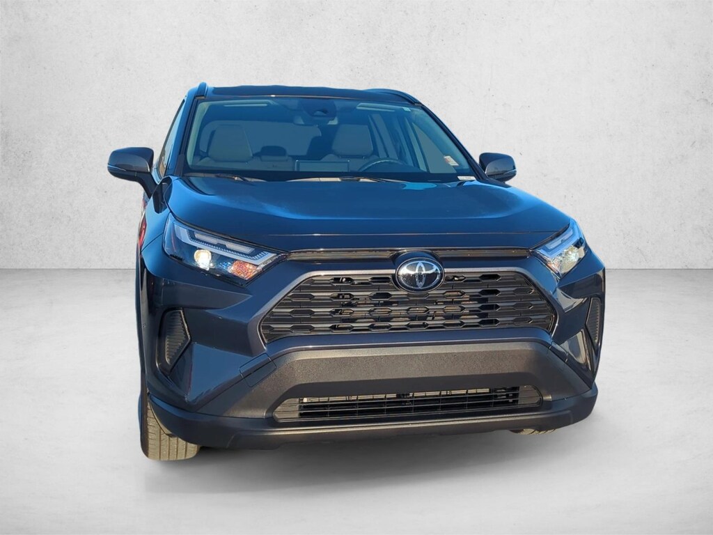 Used 2025 Toyota RAV4 Hybrid XLE SUV