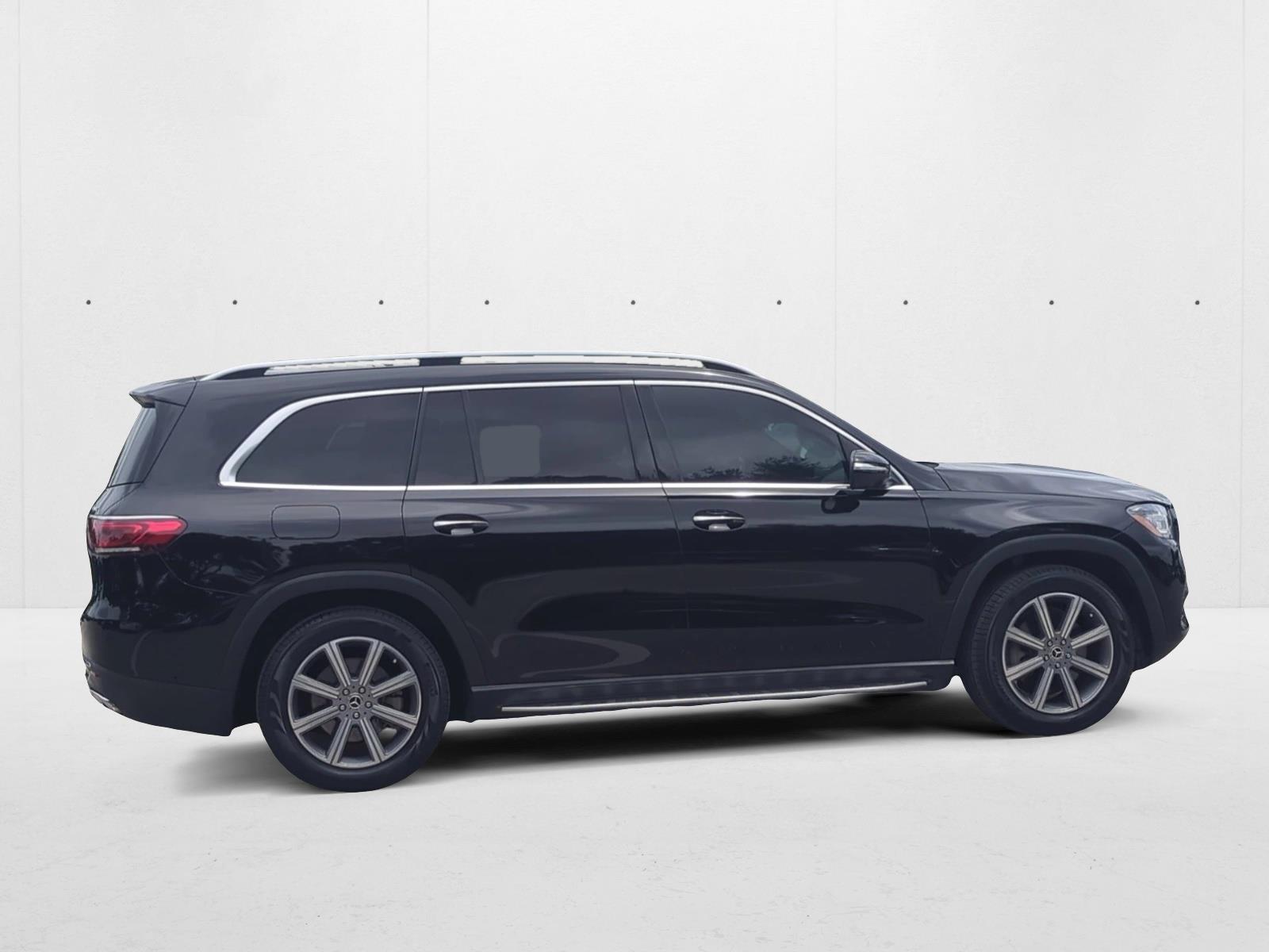 2022 Mercedes Benz GLS 450 4MATIC photo 3