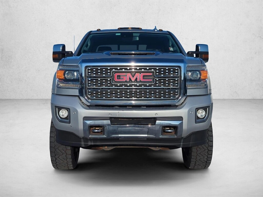 Used 2019 GMC Sierra 2500HD Denali Truck Crew Cab