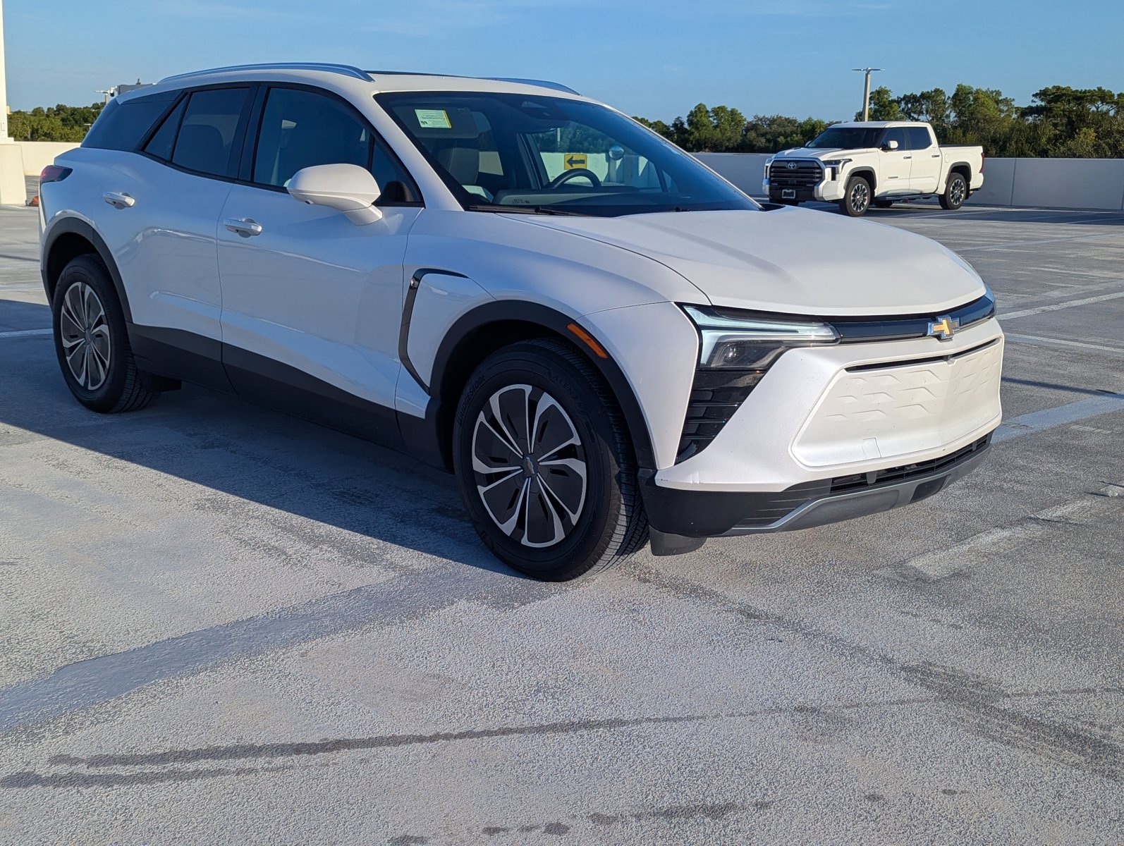 2024 Chevrolet Blazer EV photo 3