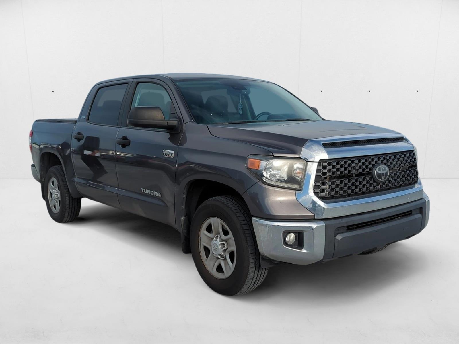 2021 Toyota Tundra SR5 CrewMax photo 2