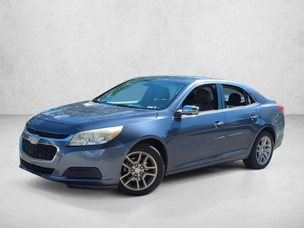 Used 2015 Chevrolet Malibu LT w/1LT Sedan