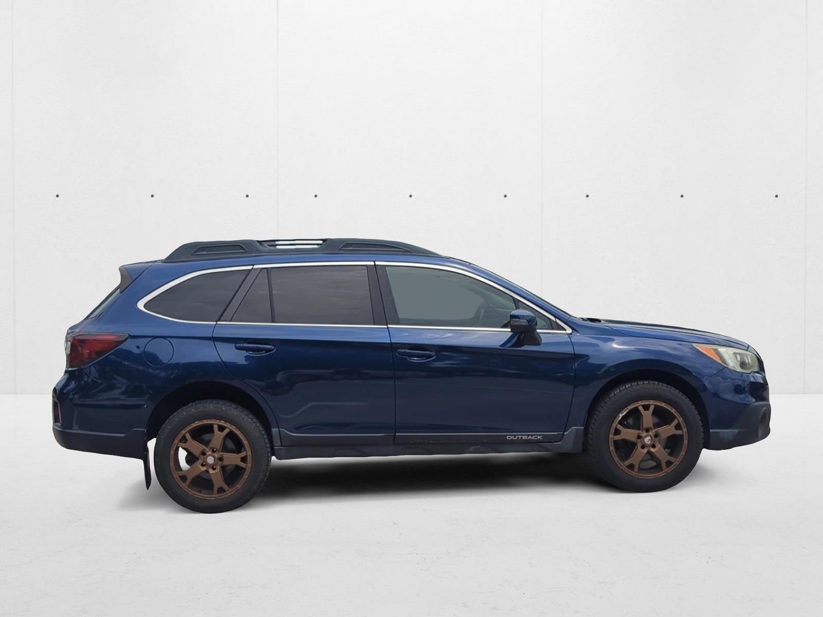 2016 Subaru Outback 2.5i Limited photo 4