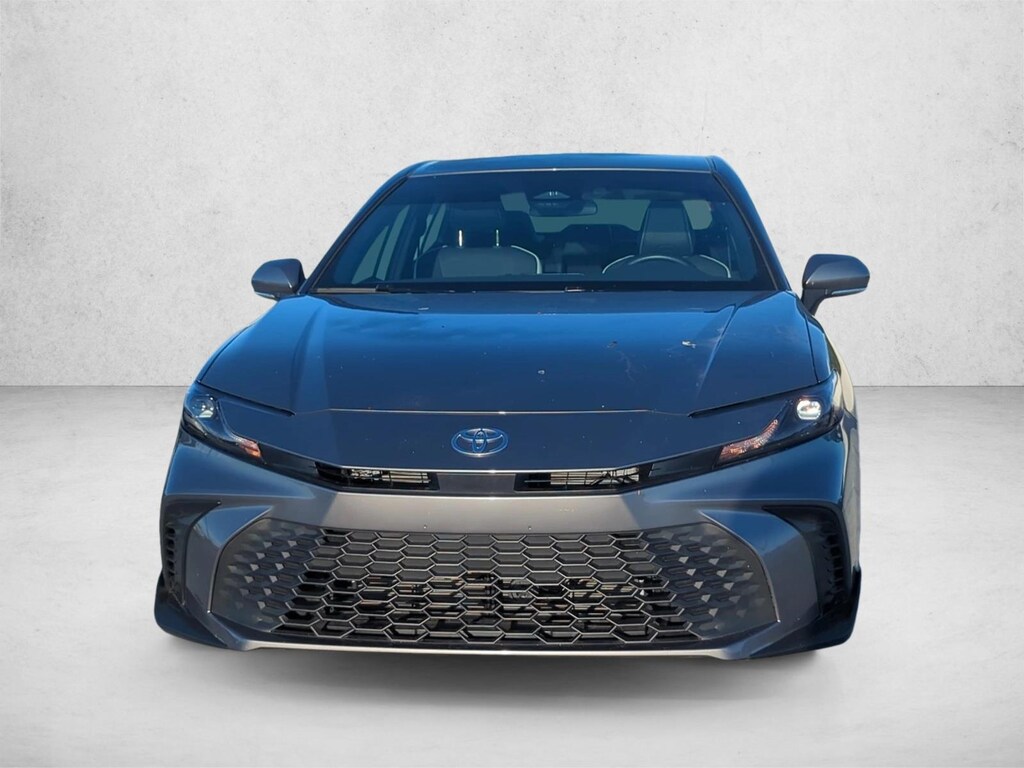 Used 2025 Toyota Camry SE Sedan
