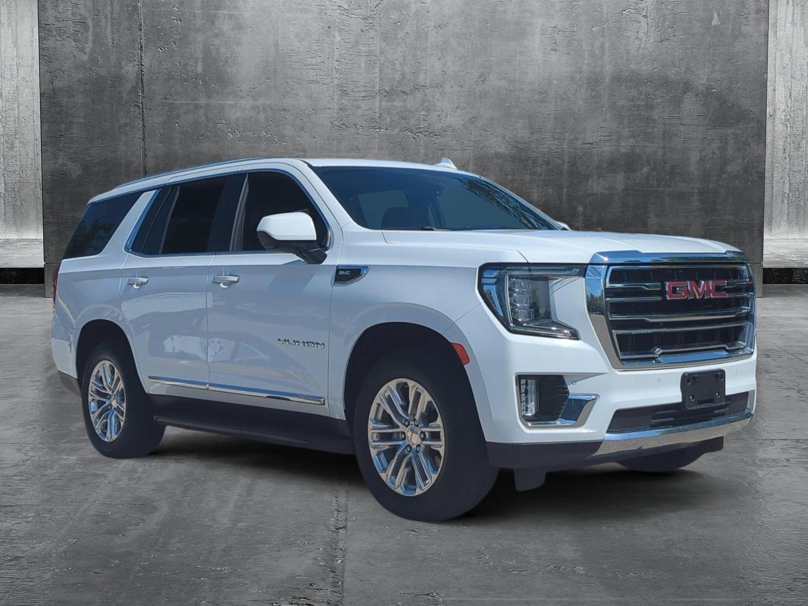2023 Gmc Yukon SLT photo 3