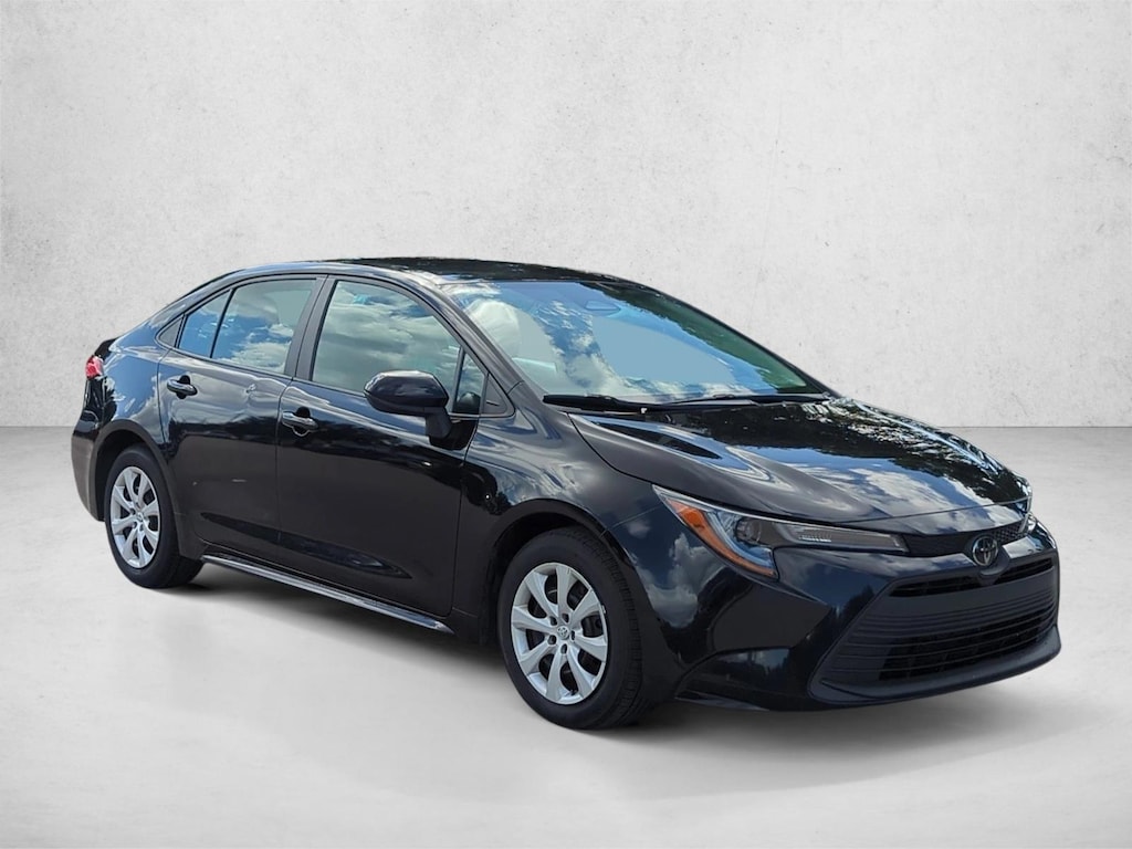 Used 2023 Toyota Corolla LE Sedan
