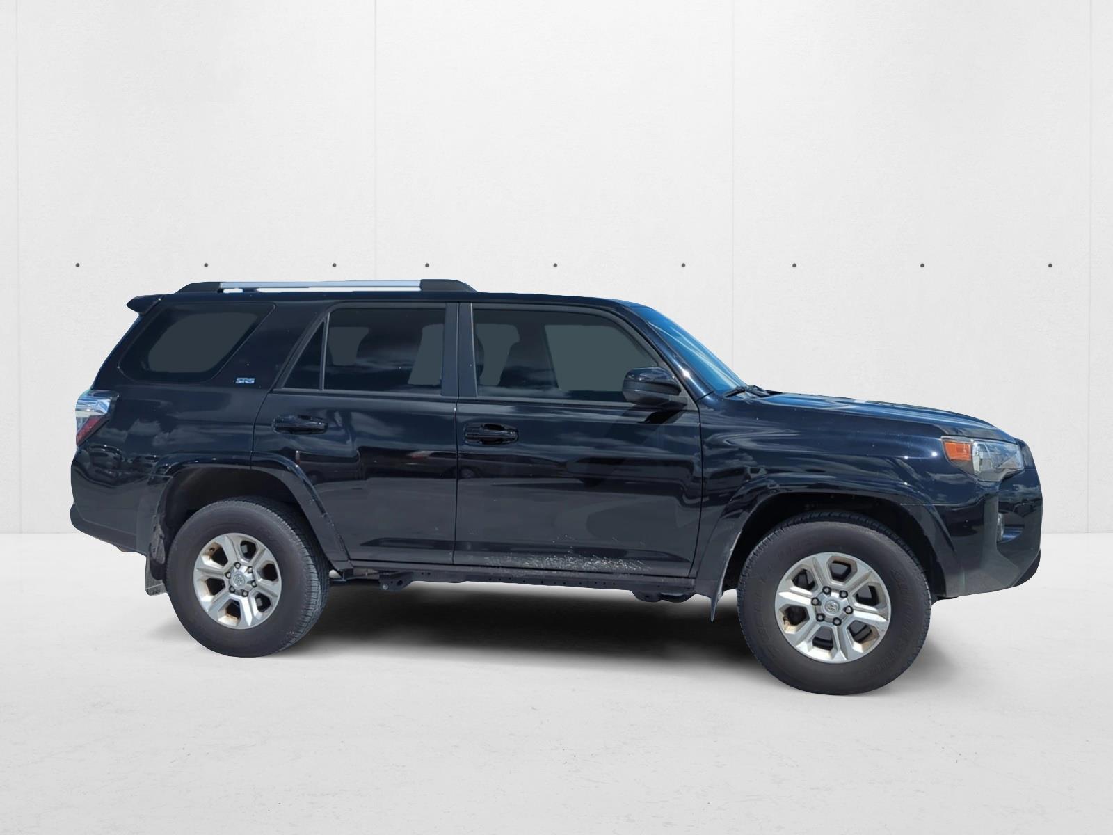 2023 Toyota 4Runner SR5 2WD photo 4