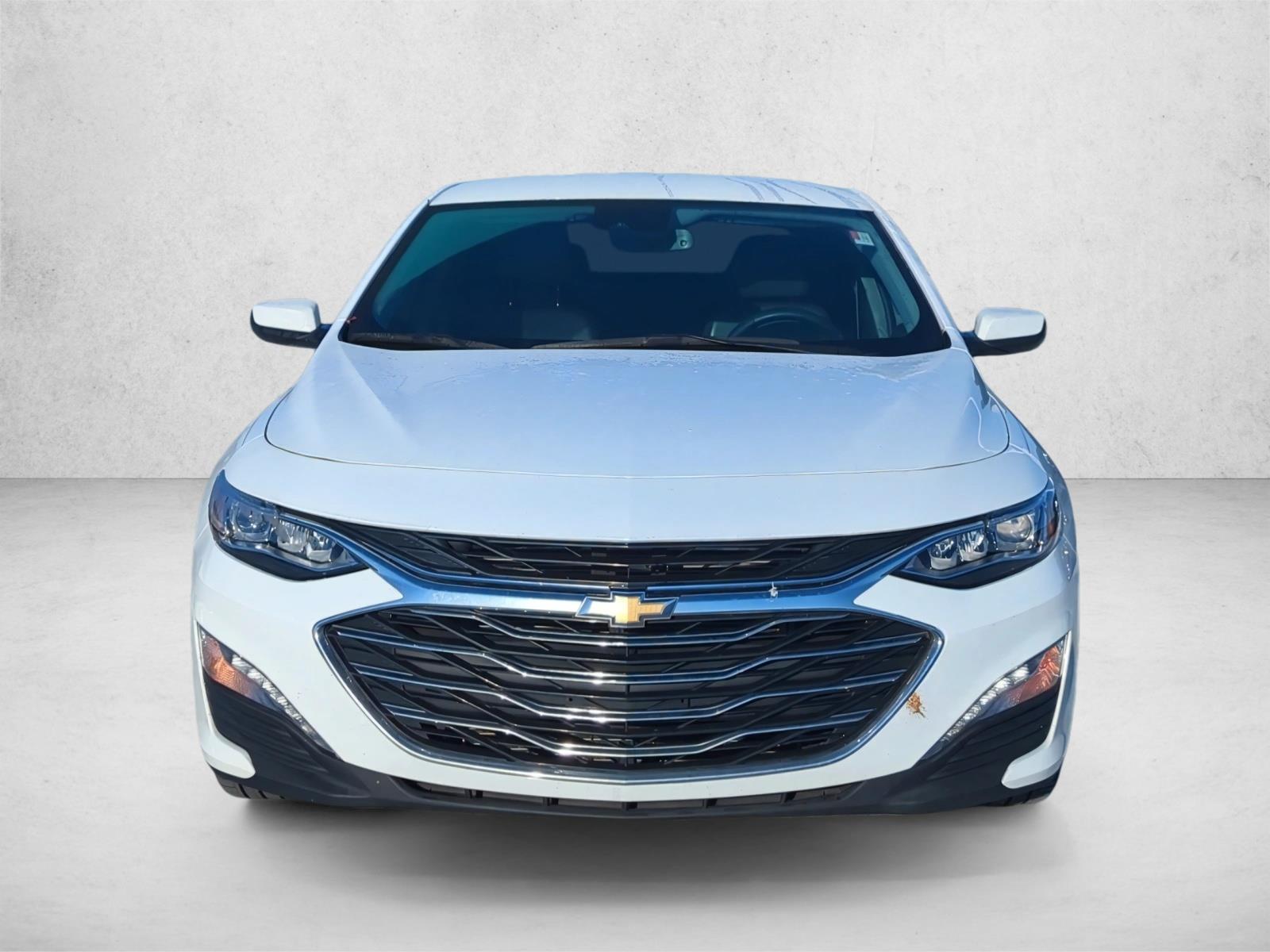 2023 Chevrolet Malibu 2LT photo 2