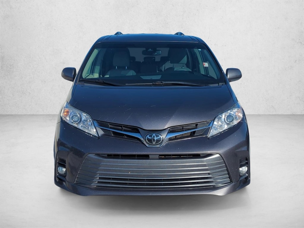 Certified 2019 Toyota Sienna XLE 8 Passenger Van