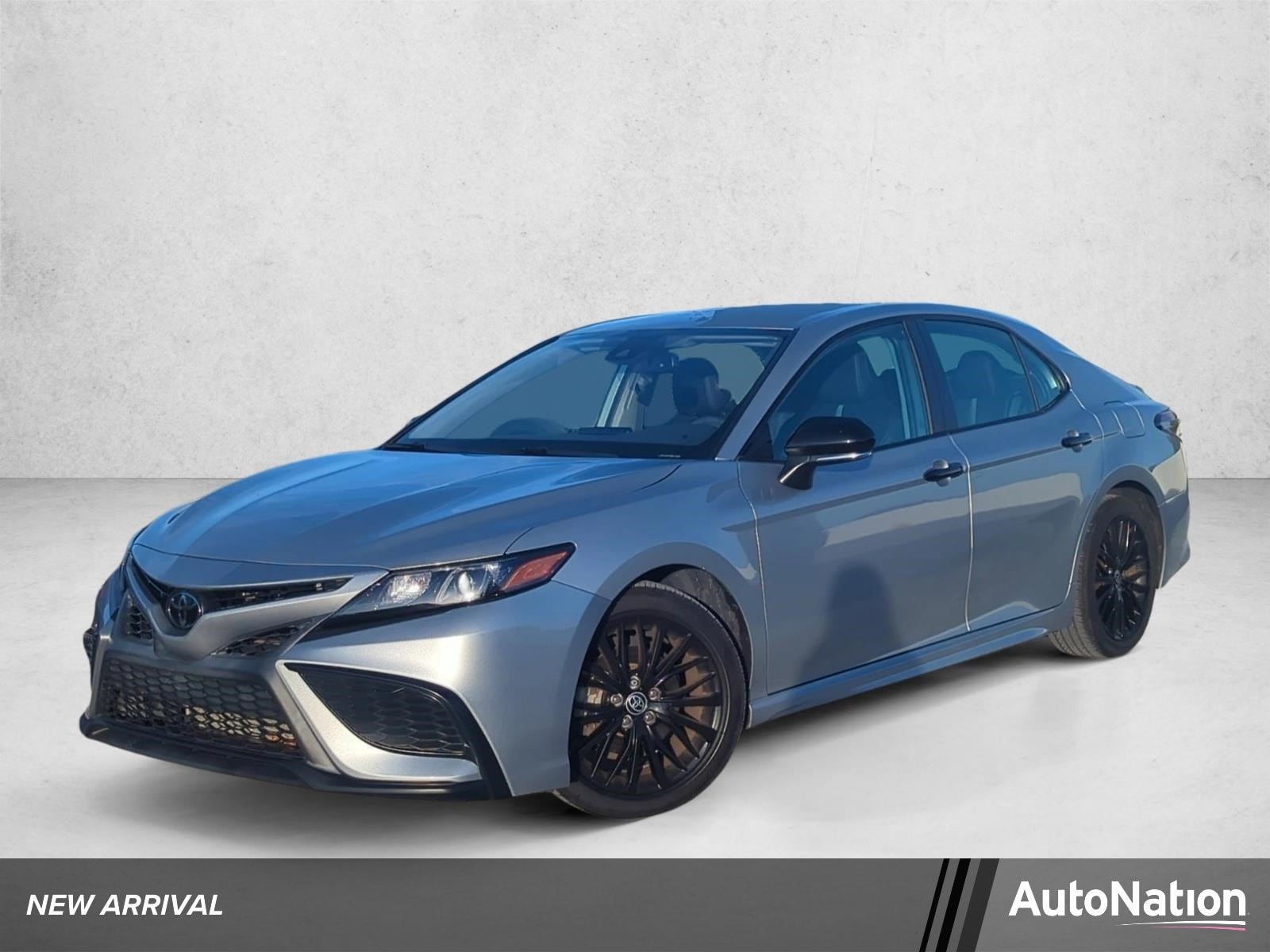 2021 Toyota Camry 2.5 Auto SE Nightshade's photo