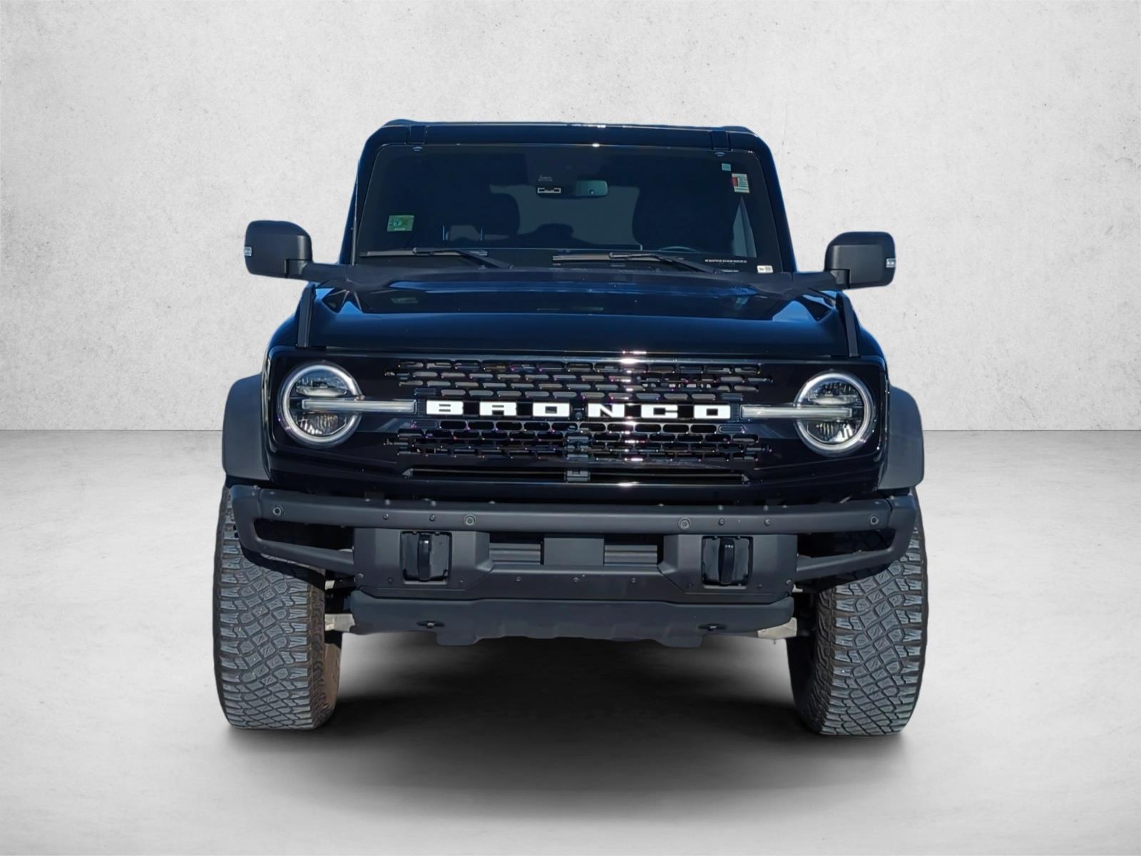 2022 Ford Bronco Wildtrak photo 2