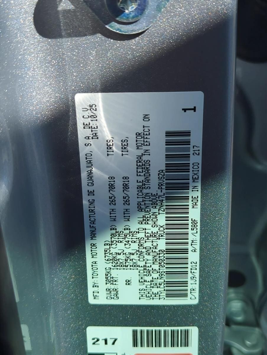 2025 Toyota Tacoma TRD Off Road - Photo 28