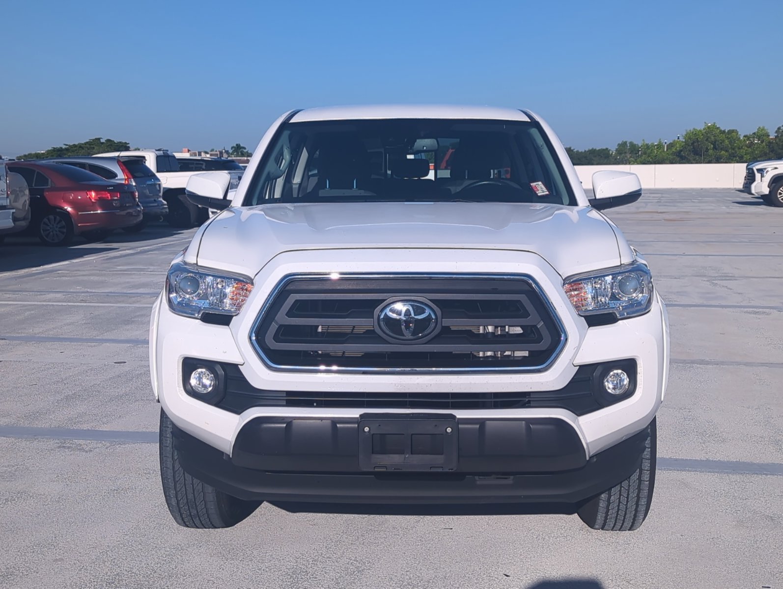 2022 Toyota Tacoma SR5 Double Cab V6 photo 2