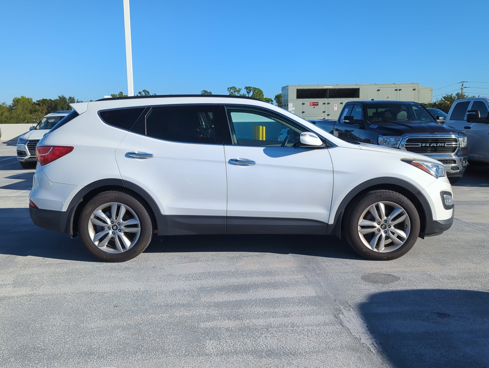 2016 Hyundai Santa Fe Sport 2.0T photo 4