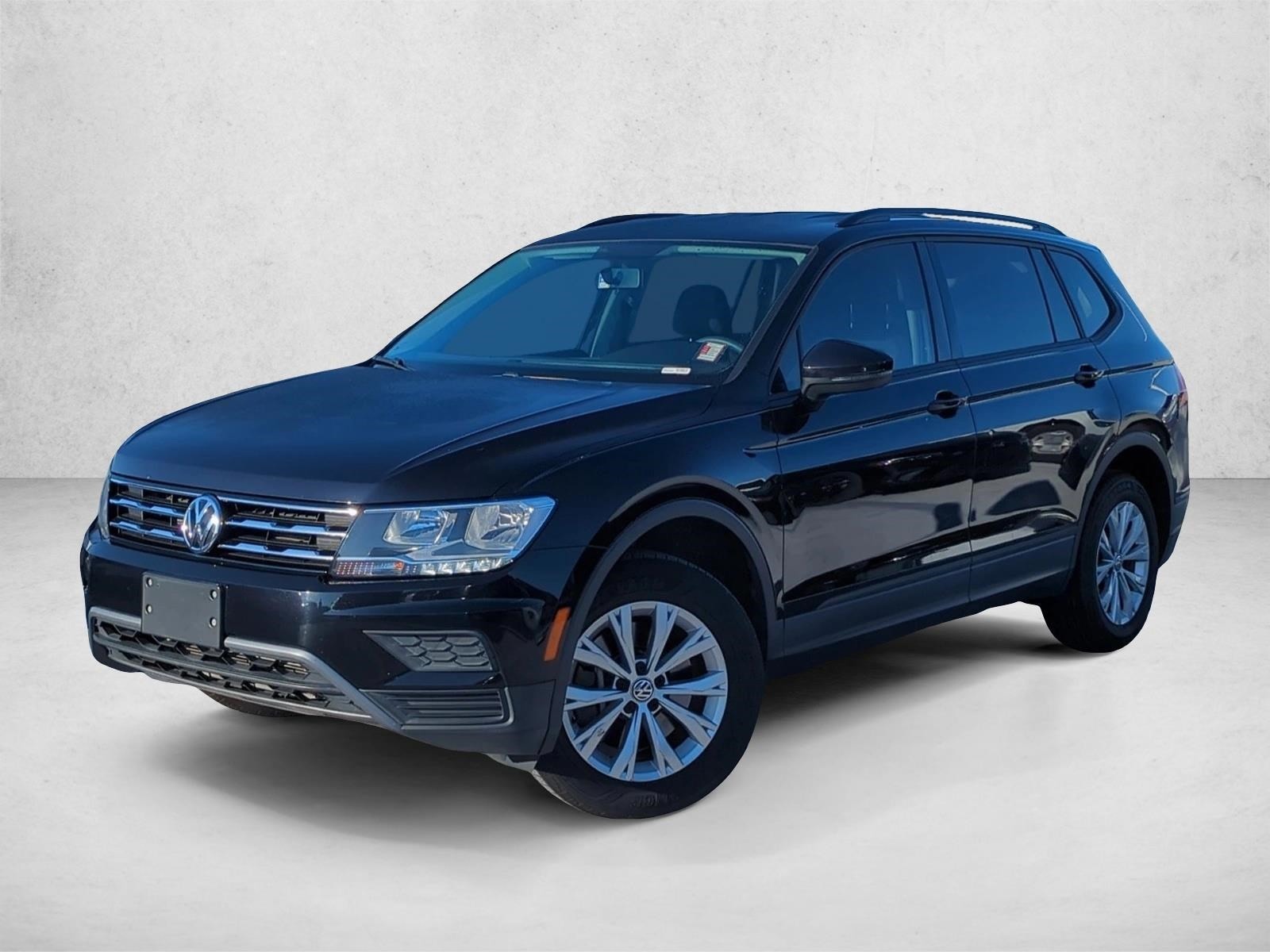 2019 Volkswagen Tiguan S's photo