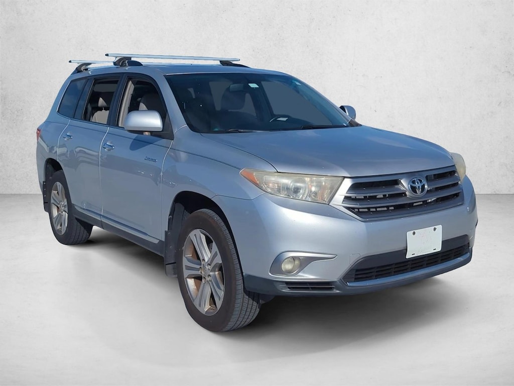 Used 2013 Toyota Highlander Limited V6 SUV