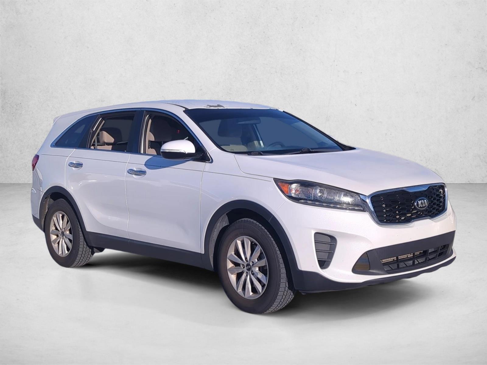 2019 Kia Sorento LX photo 3