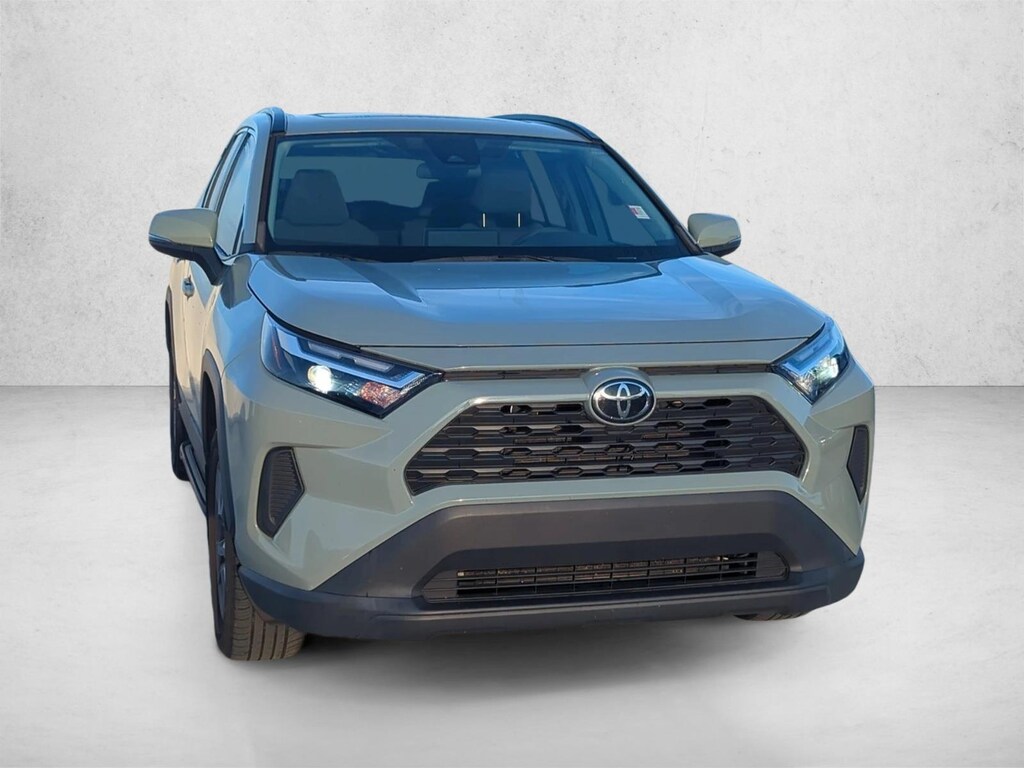Used 2022 Toyota RAV4 XLE SUV