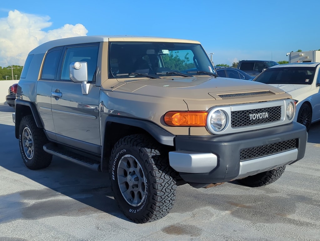 Used 2011 Toyota FJ Cruiser Base SUV