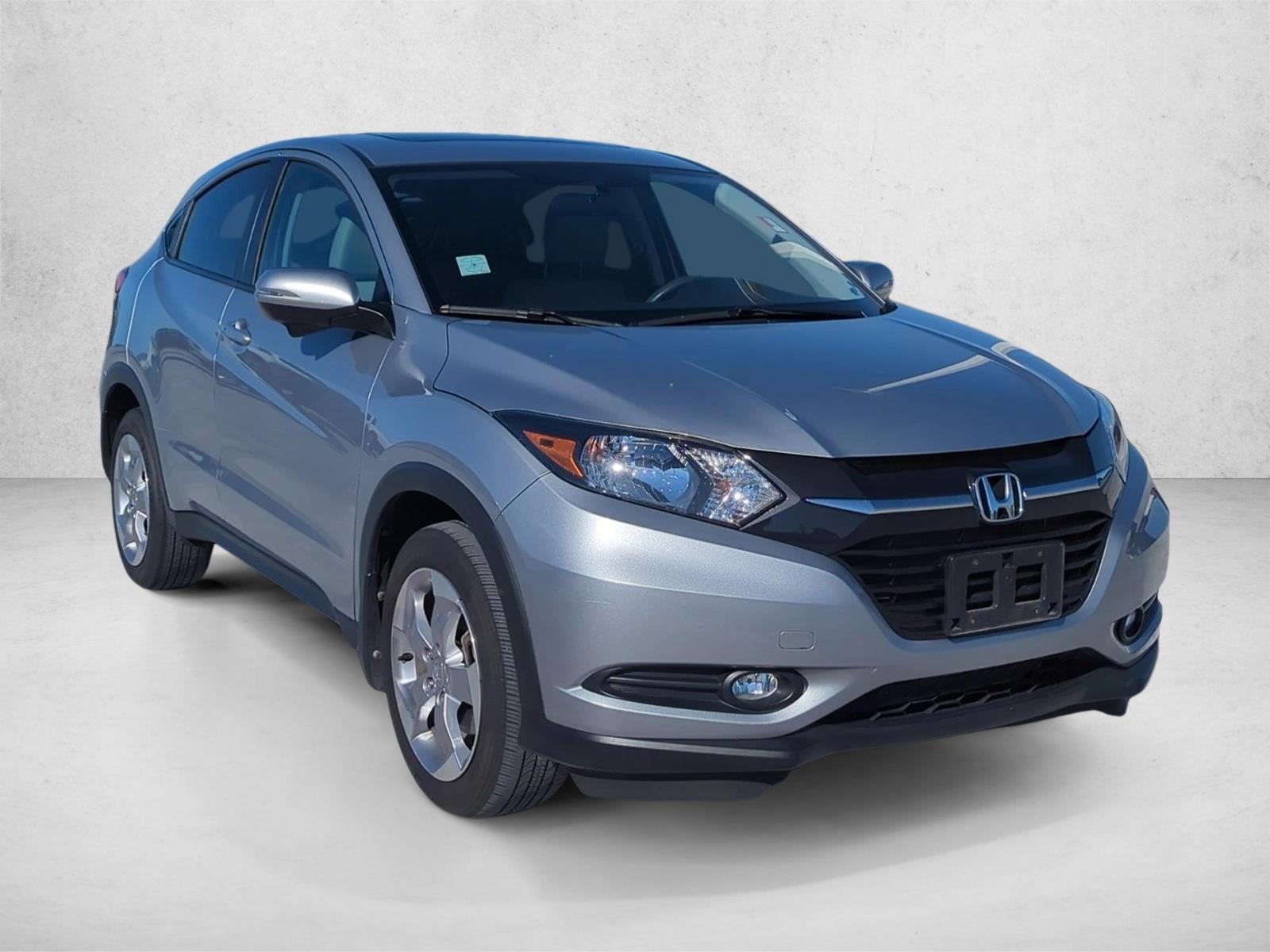 2017 Honda HR-V EX photo 2