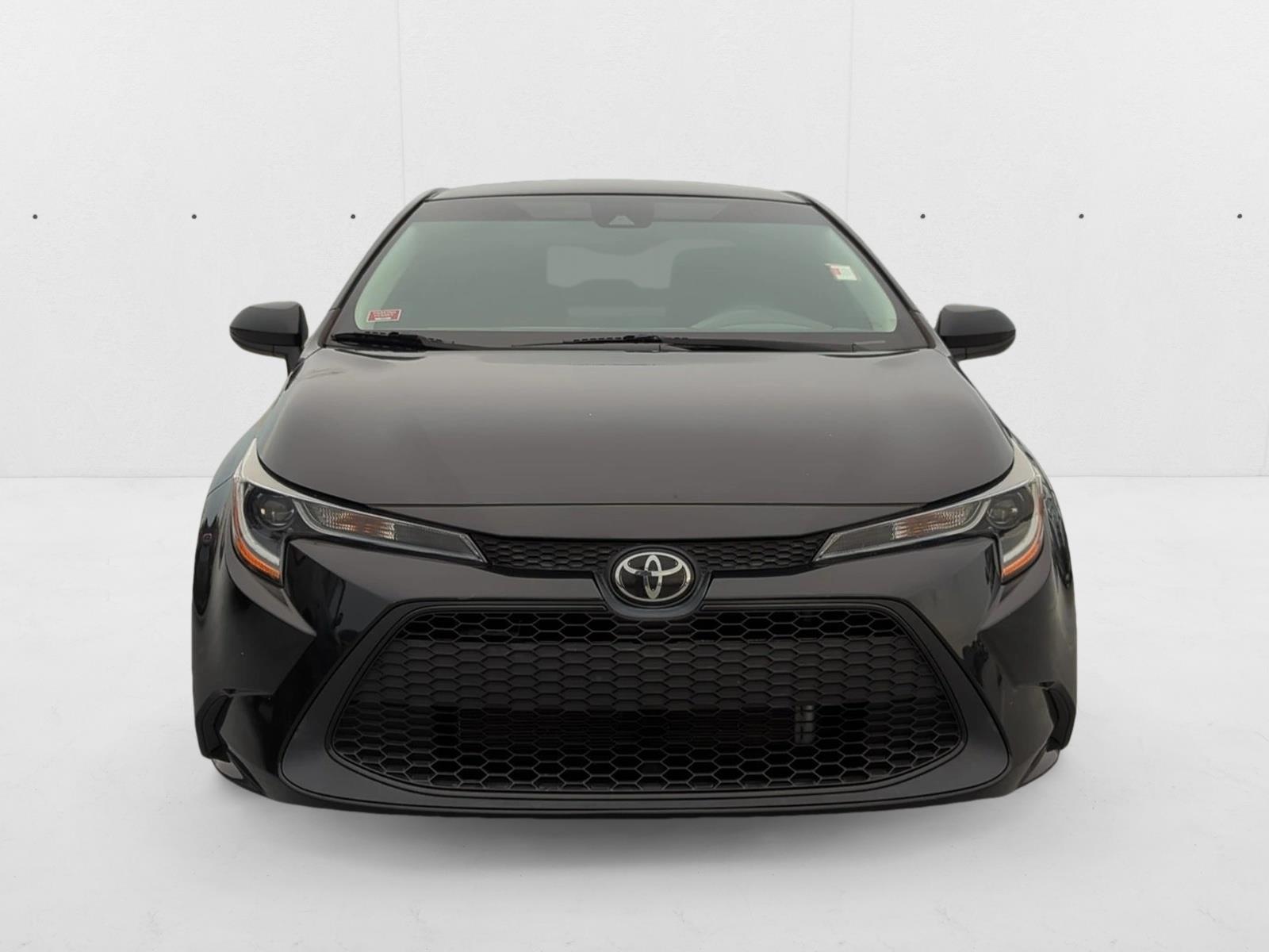 2022 Toyota Corolla LE photo 2