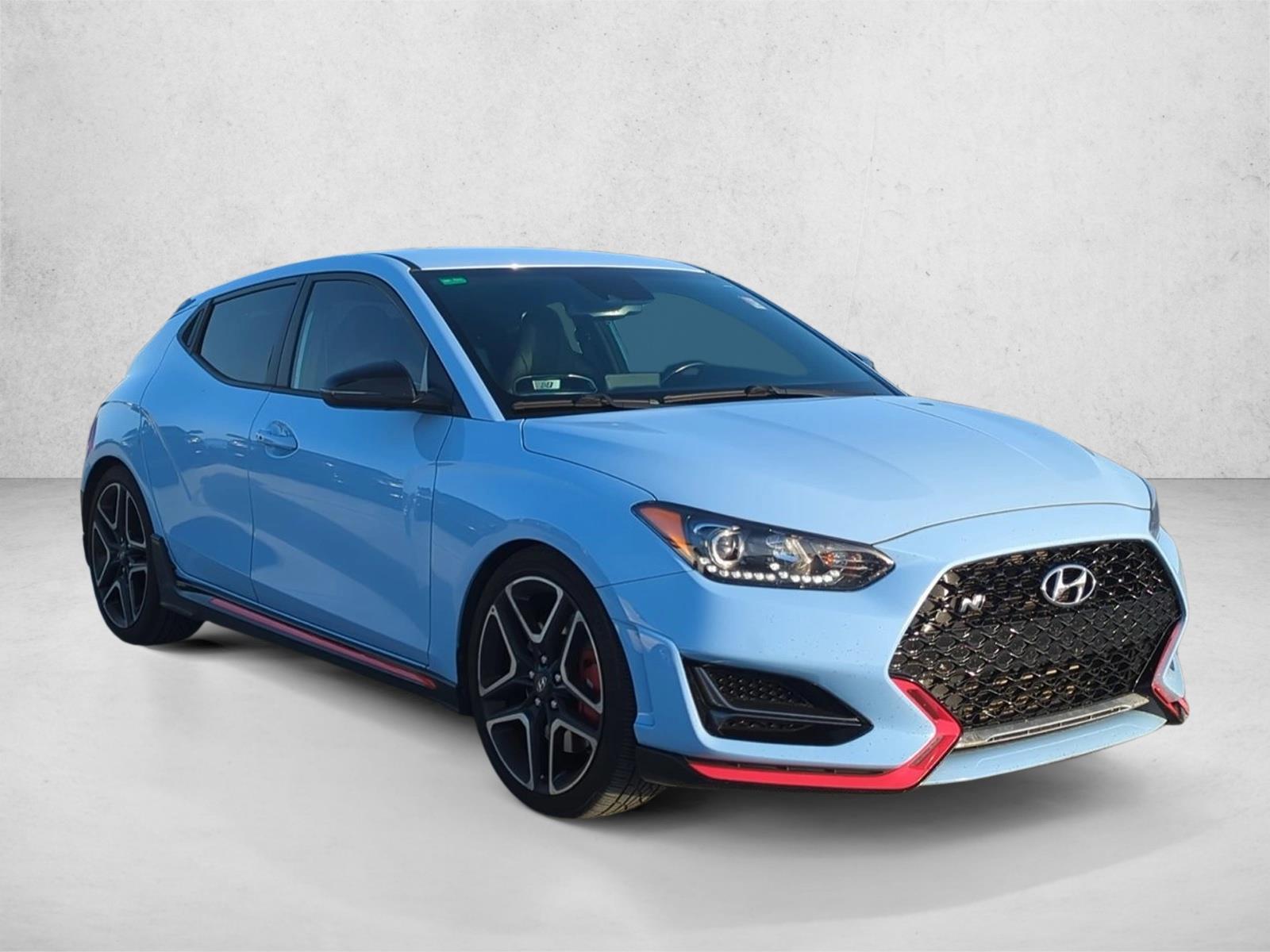 2022 Hyundai Veloster N photo 3