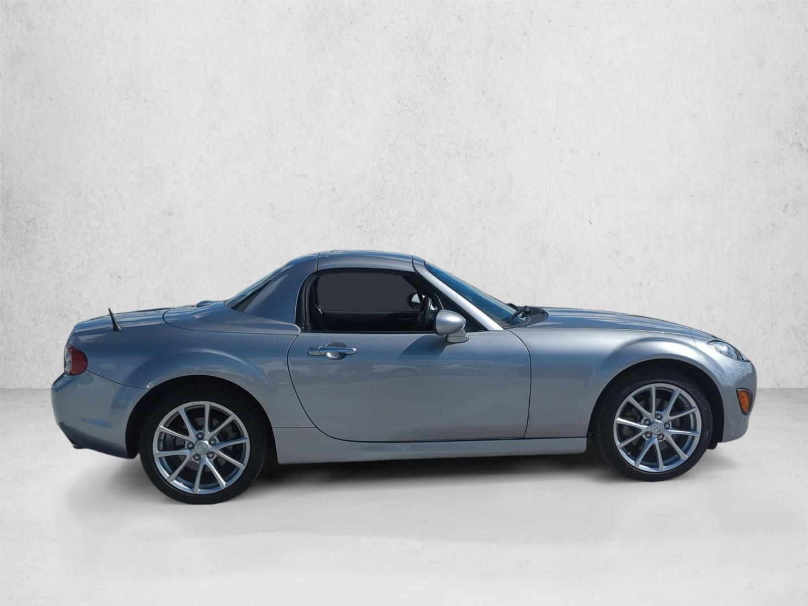 2011 Mazda MX-5 Miata Miata Touring photo 4
