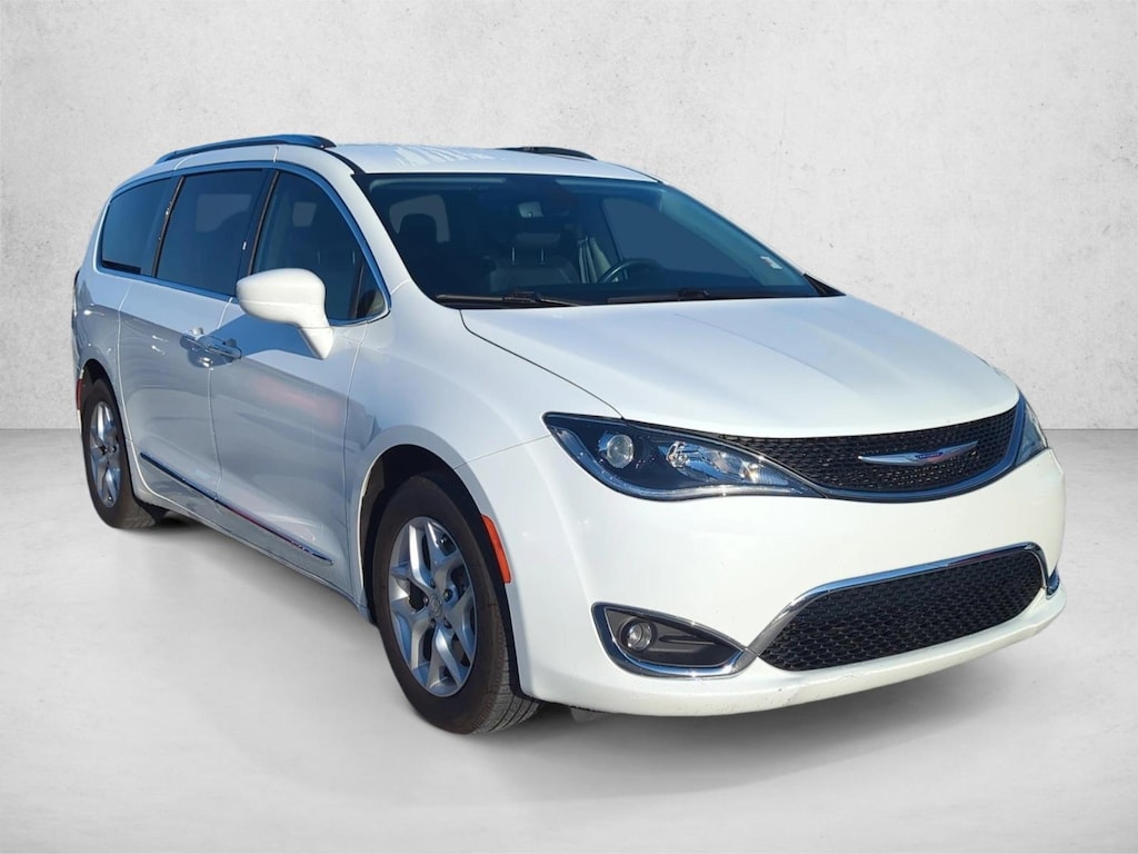 Used 2020 Chrysler Pacifica Touring L Van Passenger Van
