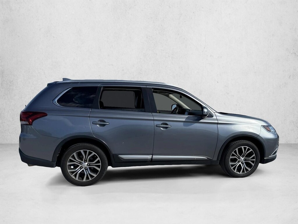 Used 2017 Mitsubishi Outlander SEL CUV