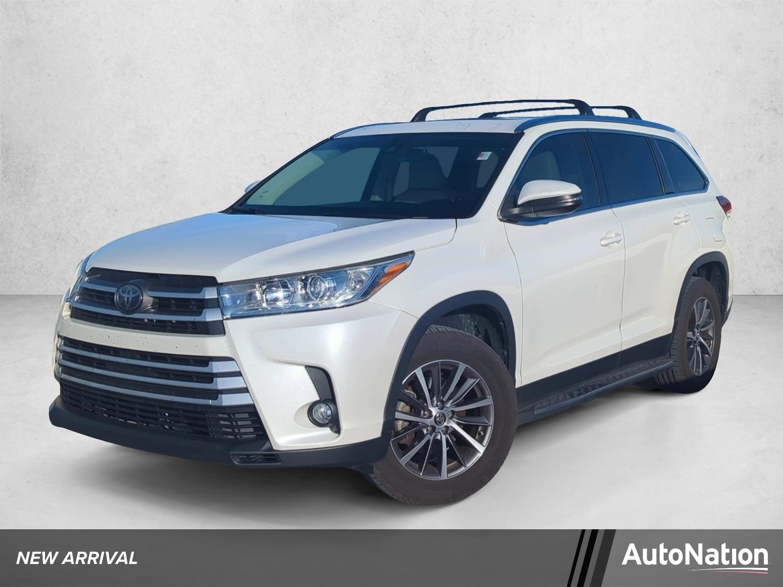 2019 Toyota Highlander XLE 4x2 V6's photo