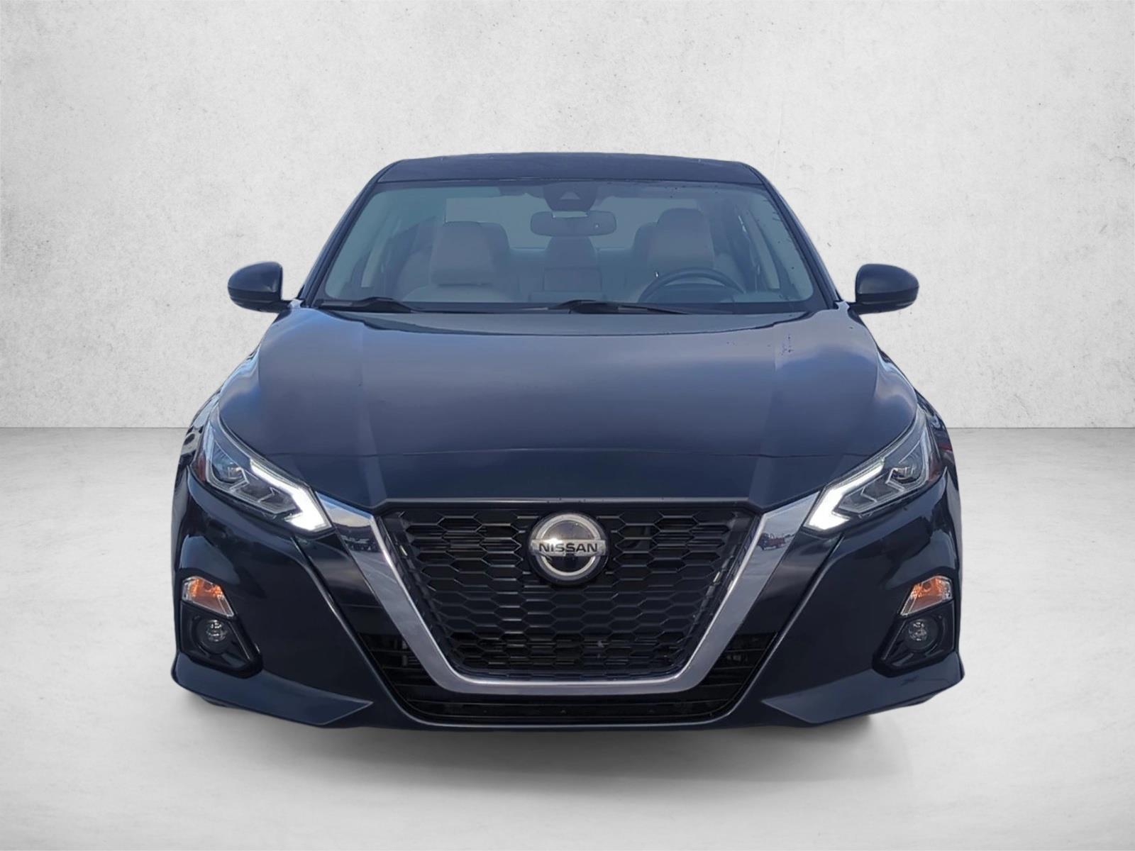 2019 Nissan Altima 2.5 SV photo 2
