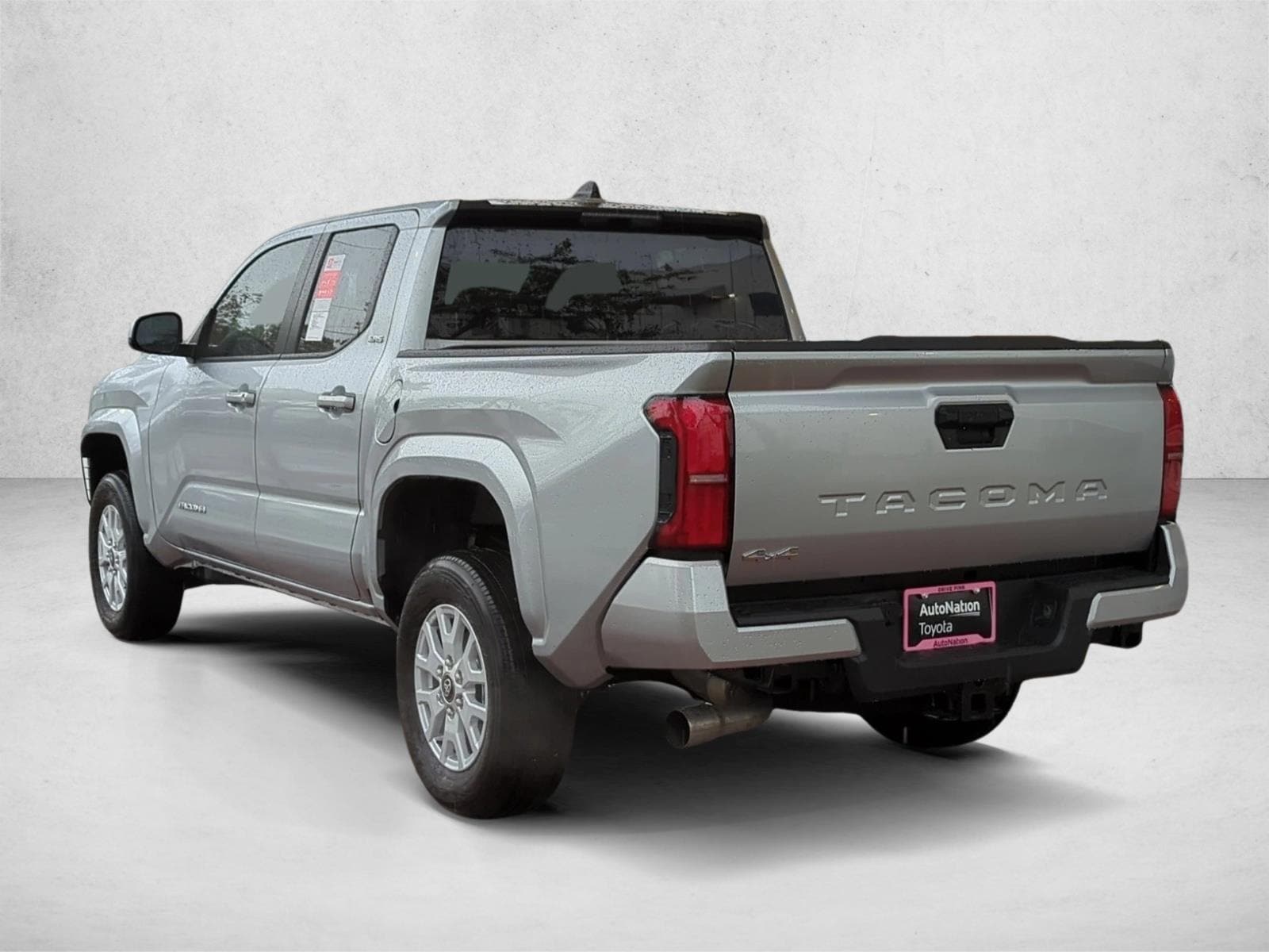 2025 Toyota Tacoma SR5 - Photo 6