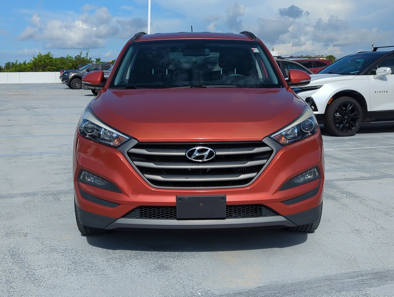 2016 Hyundai Tucson Sport photo 2