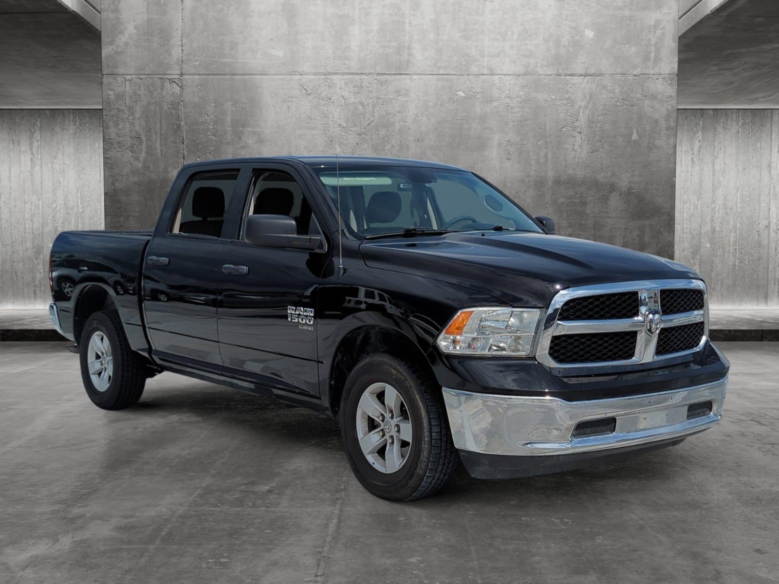 Used 2022 RAM Ram 1500 Classic Warlock with VIN 1C6RR7LG4NS236586 for sale in Fort Myers, FL