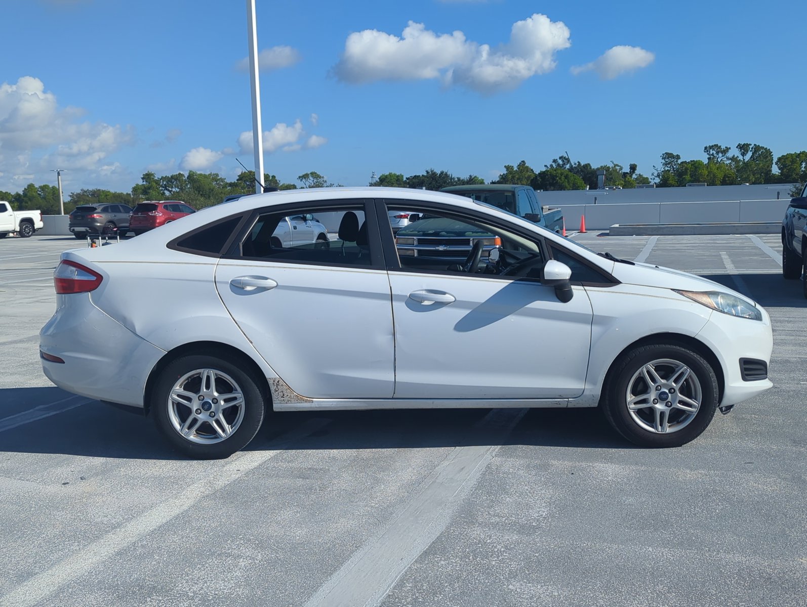 2017 Ford Fiesta SE photo 4