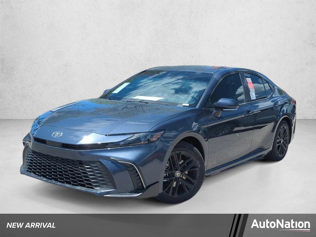 Used 2026 Toyota Camry SE Sedan