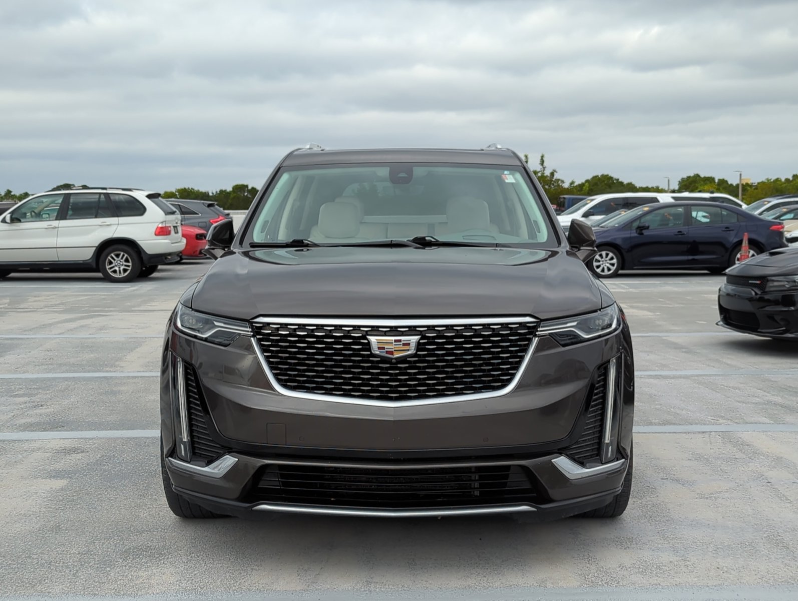 2020 Cadillac XT6 Premium Luxury photo 2