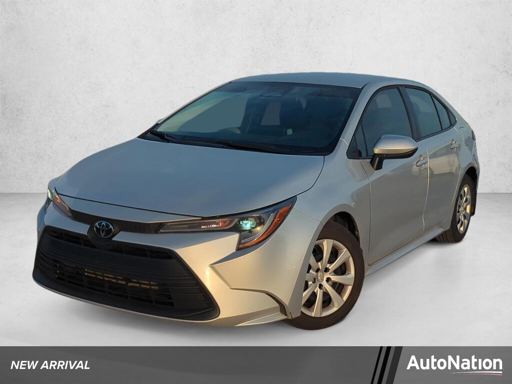 Used 2025 Toyota Corolla LE Sedan