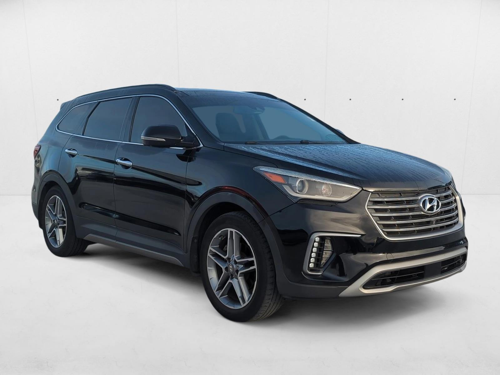 2017 Hyundai Santa Fe Limited Ultimate photo 3