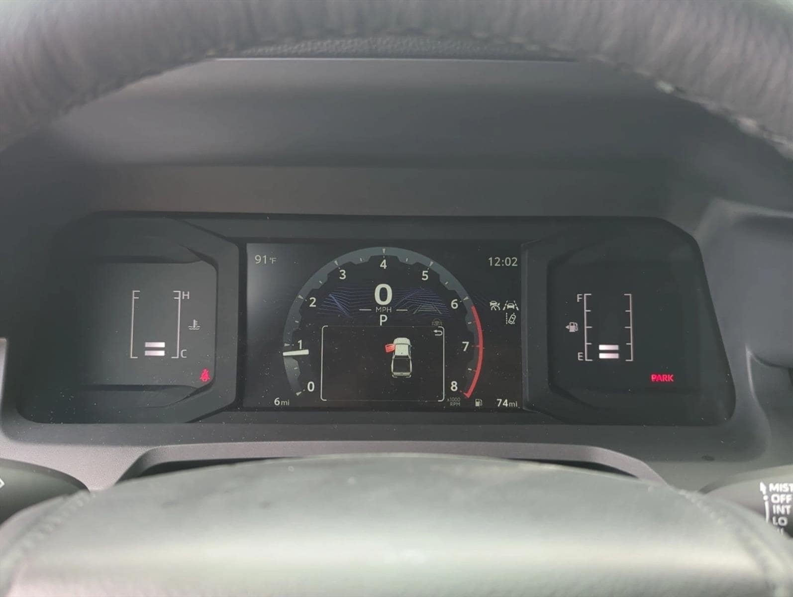 2025 Toyota Tacoma SR5 - Photo 18
