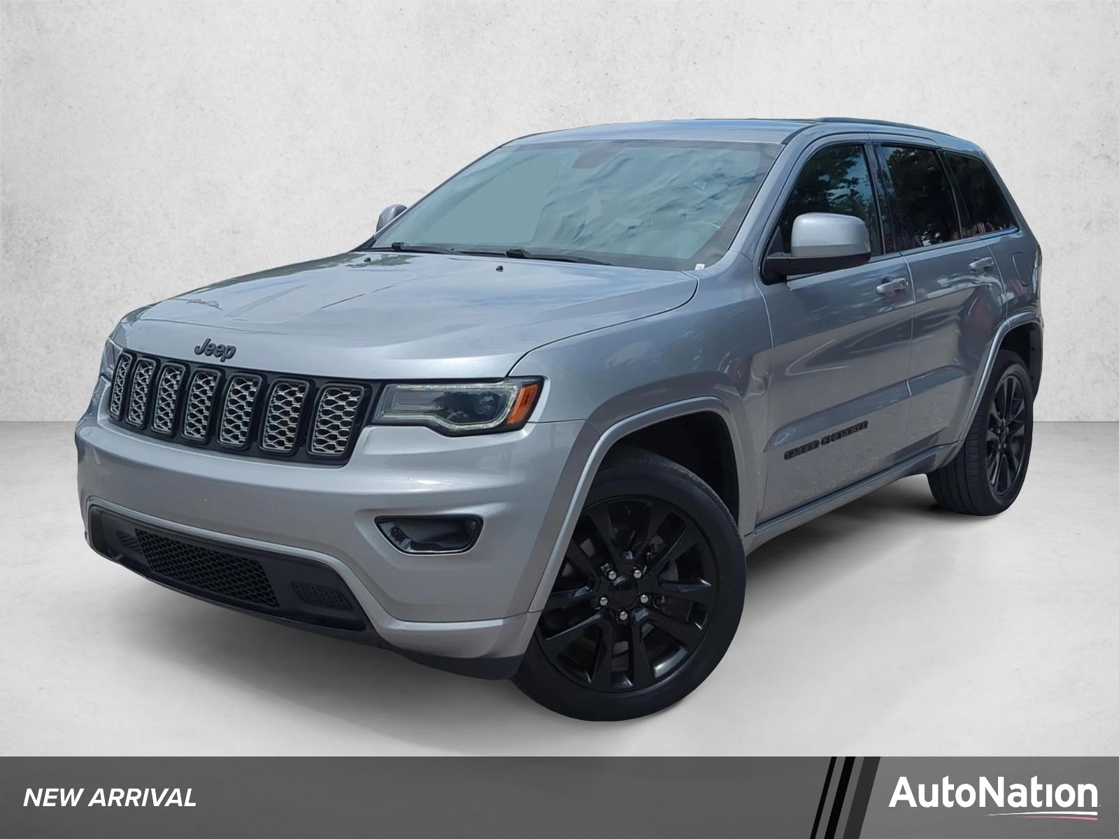 2020 Jeep Grand Cherokee Altitude's photo